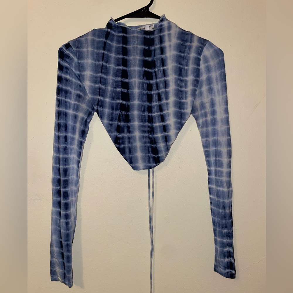 Long Sleeve Tie Dye Crop Top | Princess Polly size:4 - Picture 4 of 4